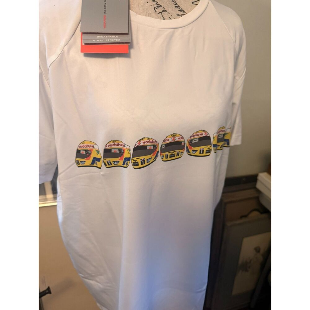NWT 2009 Lewis Hamilton McLaren Mercedes F1 Helmet Shirt XL Rare